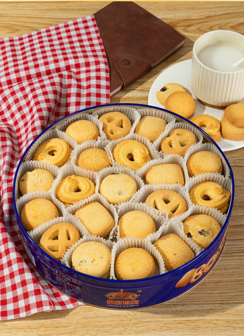 Classic Crown Family Assorted Danish Butter Cookies Tin 908g + Gift Box