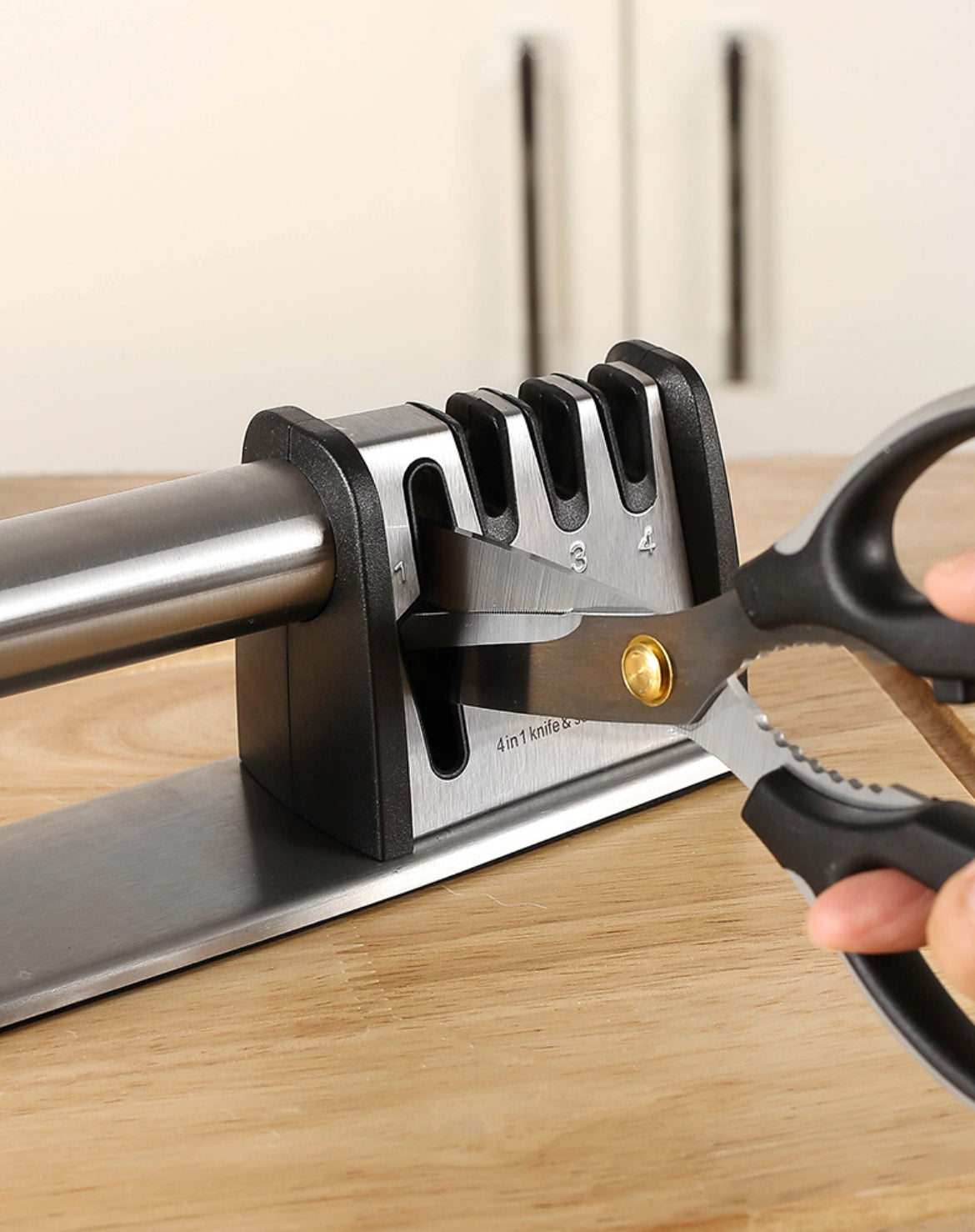 4-in-1 Manual Knife/Scissors Sharpener