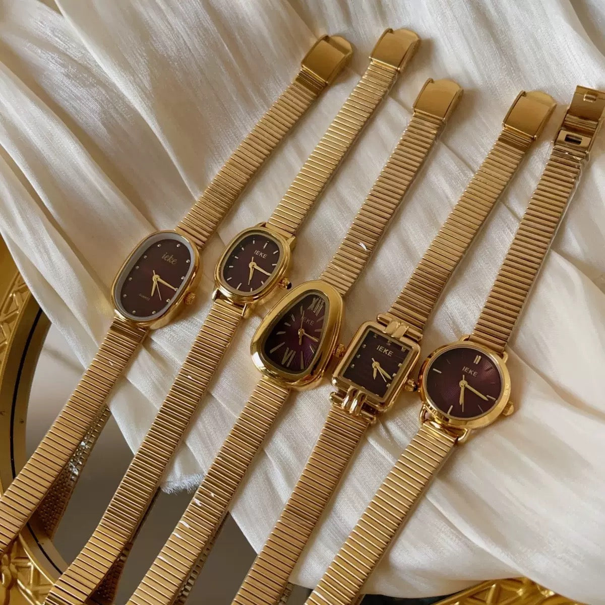 Luxury Vintage Gold Bracelet Watches: Elegant Minimalist Collection (Comes Boxed)