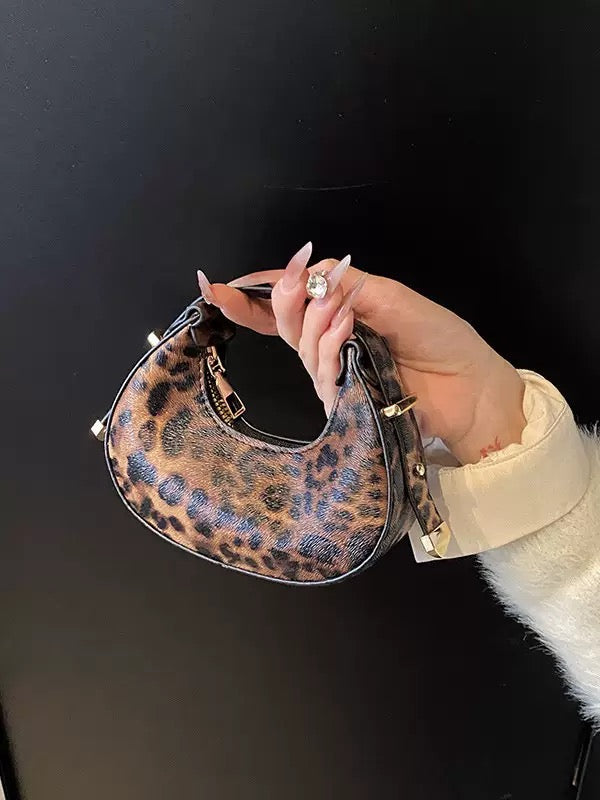 Mini Leopard Print Handbag – Trendy PU Shoulder & Hand Carry Bag